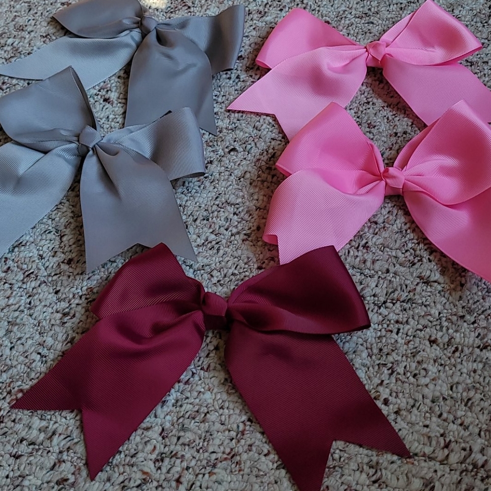 Girl's bows
